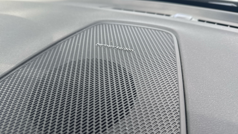 Volvo XC60 2.0 B5P Plus Black Edition 5dr AWD Geartronic Petrol Estate